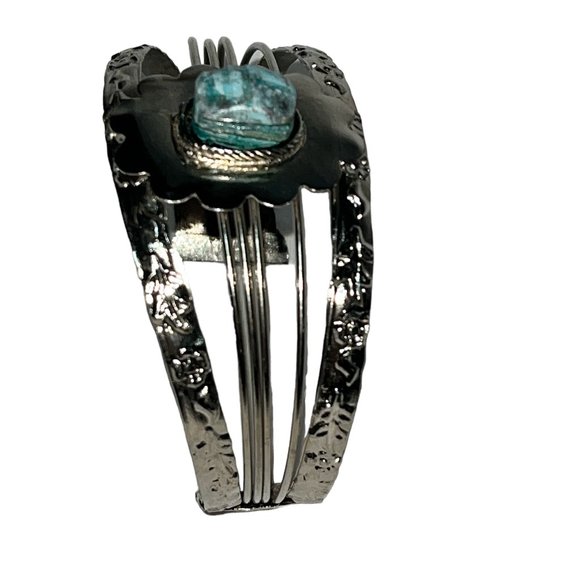 Vintage Egyptian Revival Blue Turquoise Scarab Silver Cuff - Picture 3 of 9